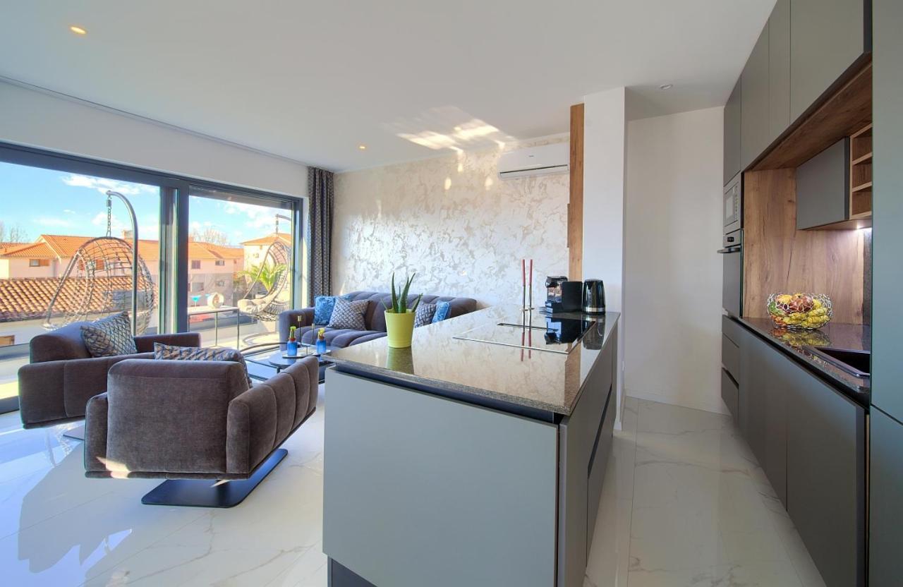 Ferienwohnung Penthouse Rosa Malinska Exterior foto